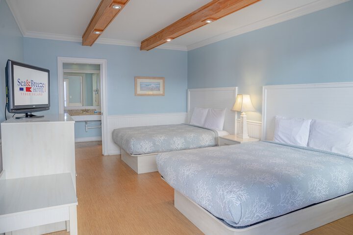 Sea & Breeze Hotel And Condo