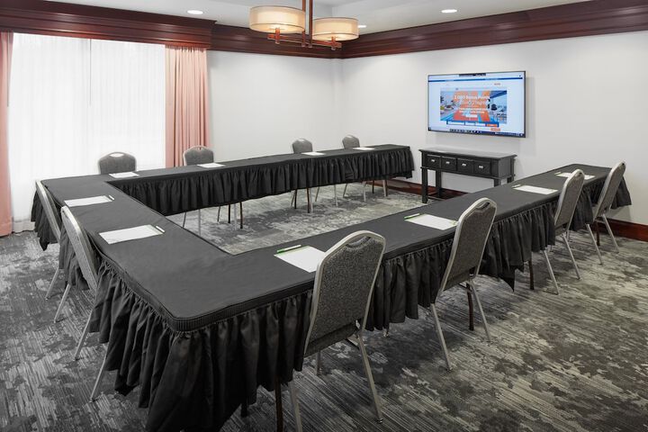 Holiday Inn Asheville Biltmore by IHG