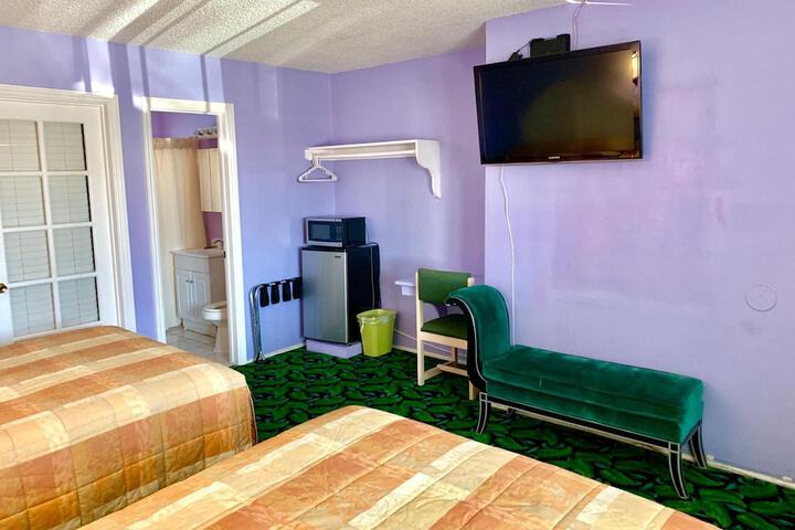 Room 16 of 42