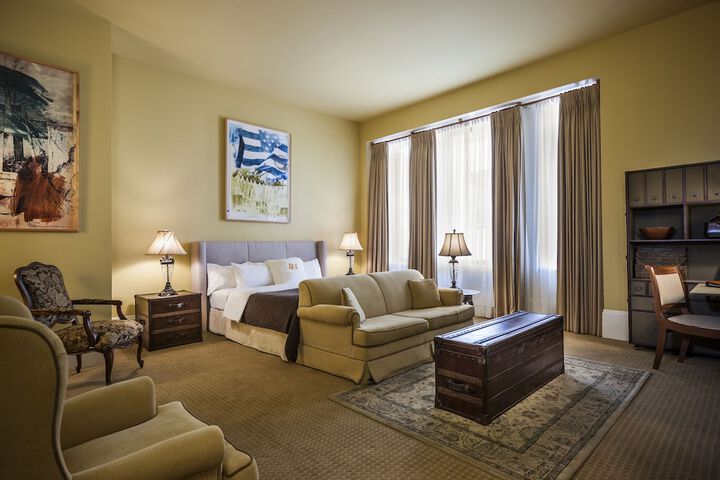 Room 47 of 72