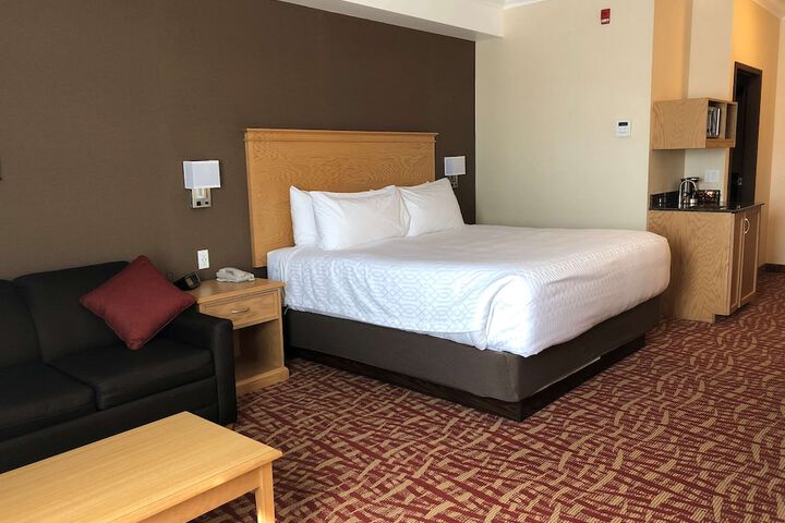 Best Western Plus Cobourg Inn & Convention Centre