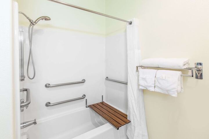 Room 7 of 29