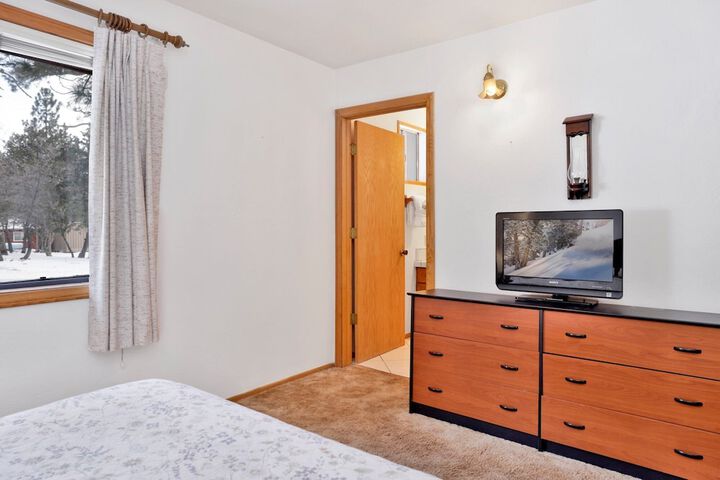Room 14 of 24