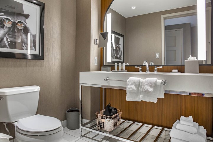 Omni Louisville Hotel