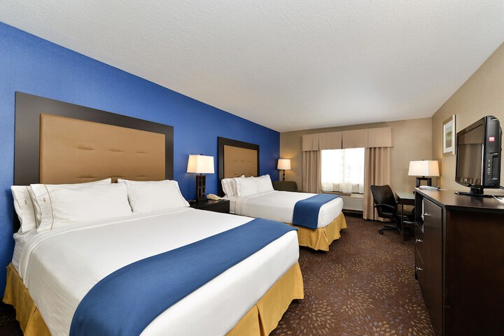 Holiday Inn Express Hotel & Suites Charlotte by IHG