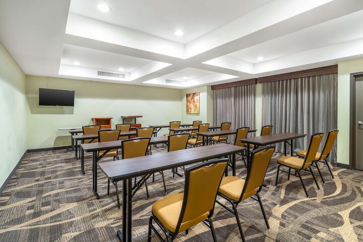 Best Western John Muir Inn