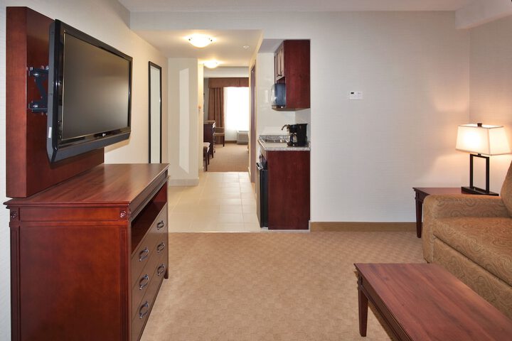 Room 21 of 36