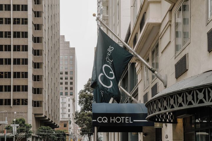 Hotel 5 of 61