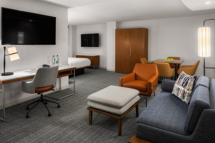 Room 21 of 46