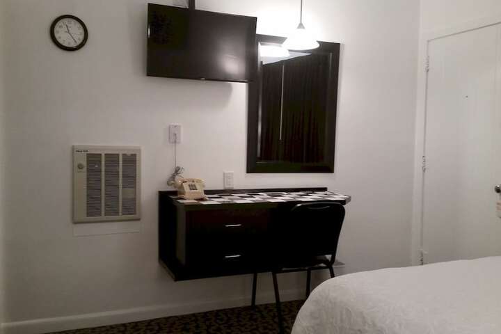 Room 26 of 55