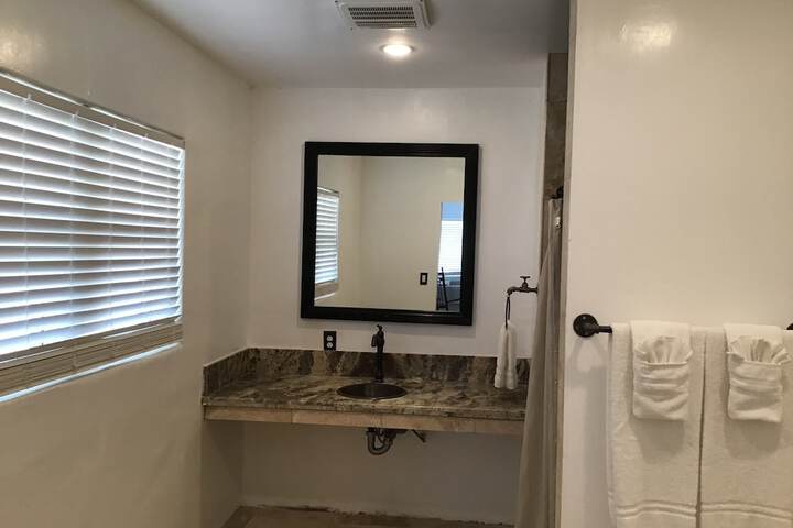Room 53 of 146