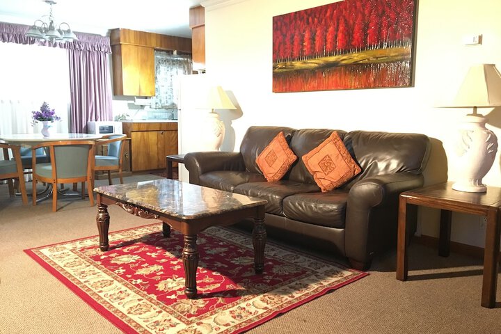 Room 30 of 46