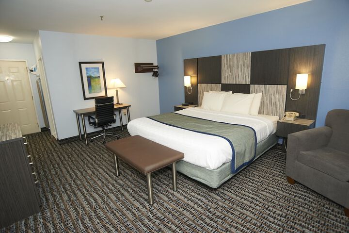 Room 42 of 83