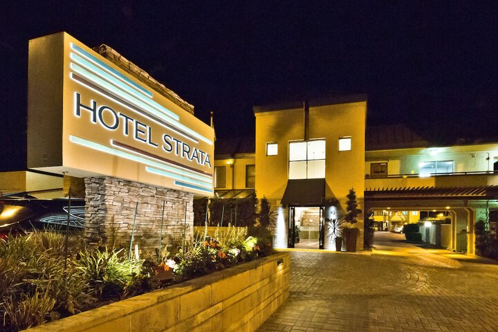 Hotel Strata