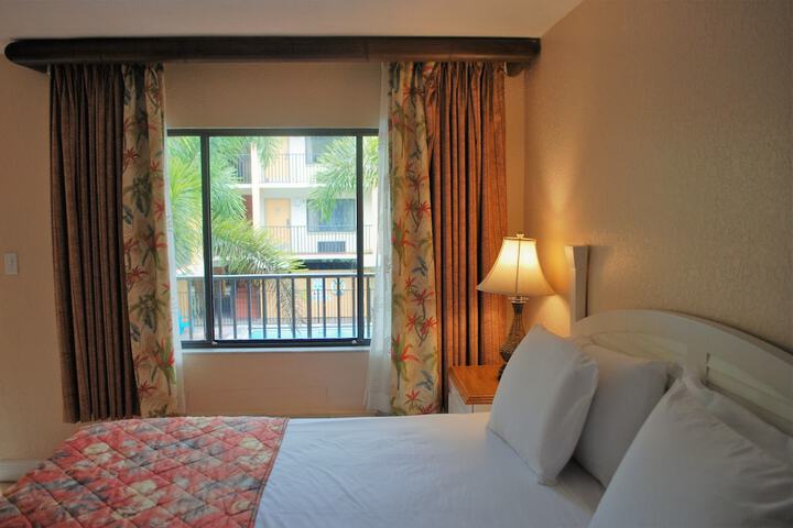 Room 15 of 32