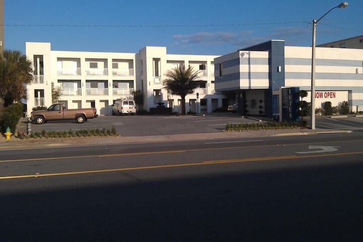 Lotus Boutique Inn & Suites