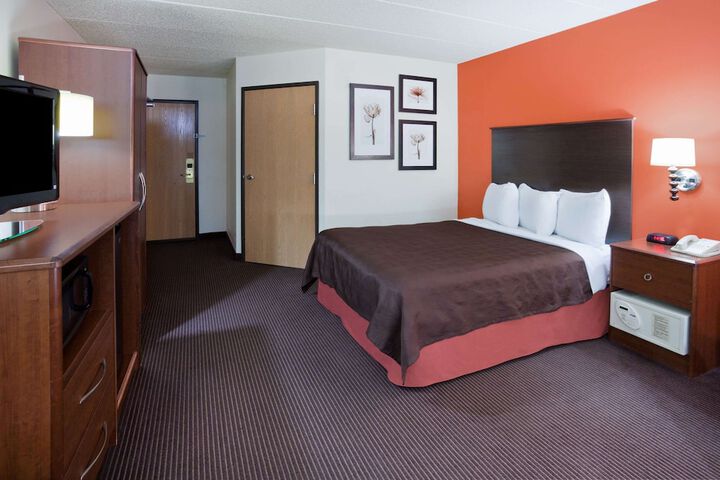 Room 21 of 52