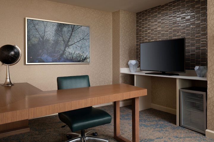 Room 15 of 62
