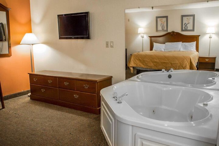 Econo Lodge Kent - Akron West
