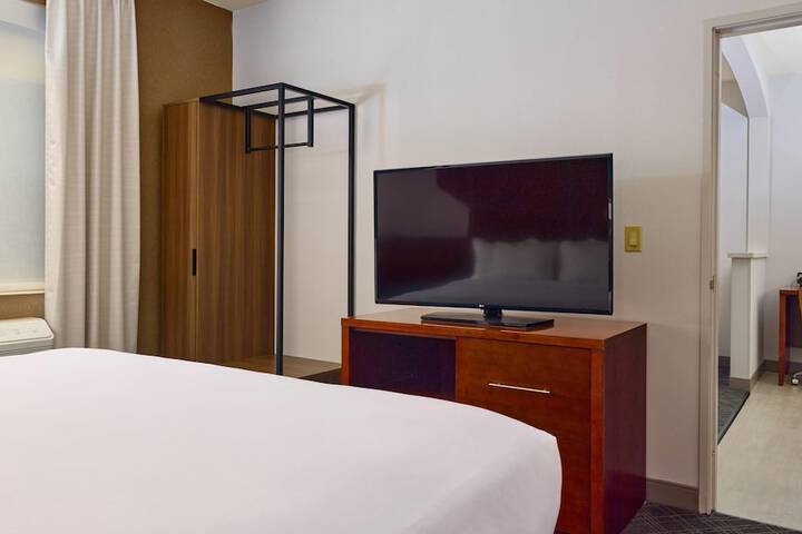 Comfort Suites Springfield-Eugene