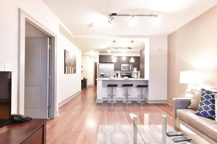 Global Luxury Suites at Boston Seaport