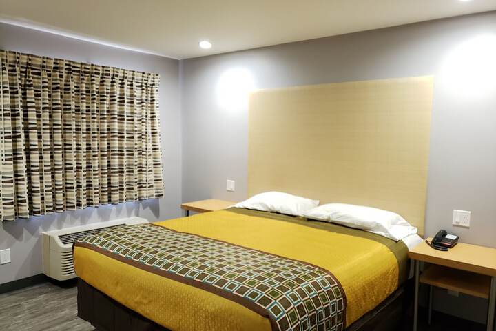Room 18 of 20
