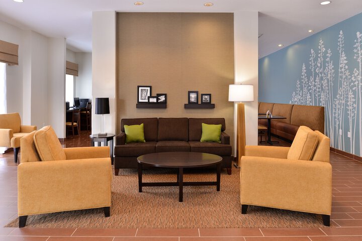 Sleep Inn & Suites Meridian - Bonita Lakes