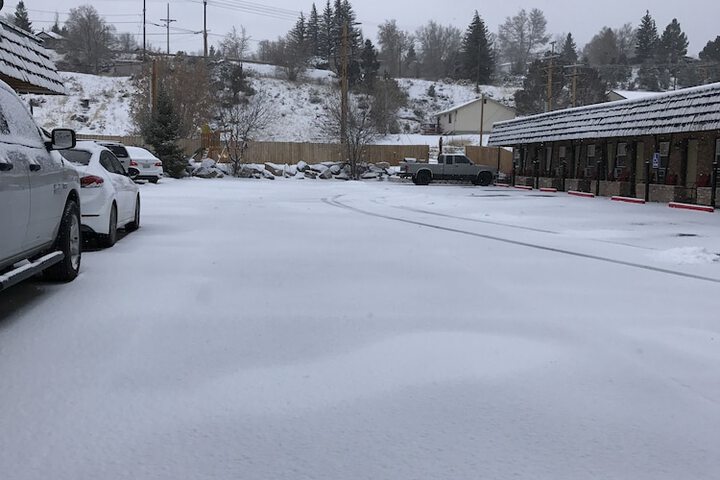 Rustic Inn Motel