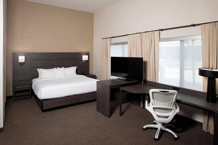 Room 15 of 29