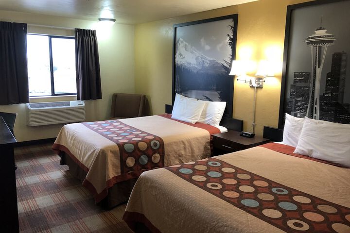 Super 8 by Wyndham Kennewick