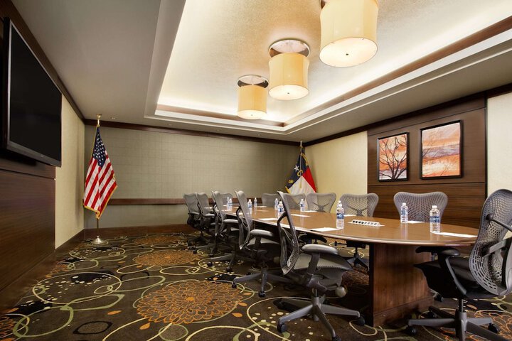 Embassy Suites by Hilton Fayetteville Fort Bragg