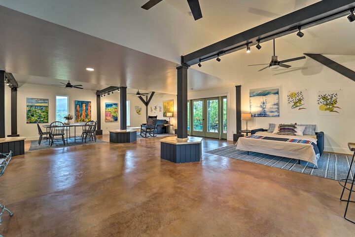 Pet-friendly Mancos Gem w / Patio & Fire Pit!