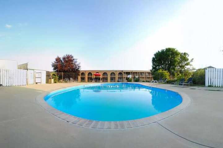 Pool 2 of 15