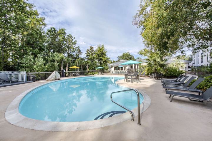 Pool 16 of 106