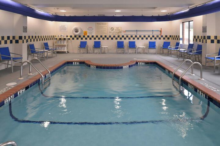 Holiday Inn Express Clanton by IHG