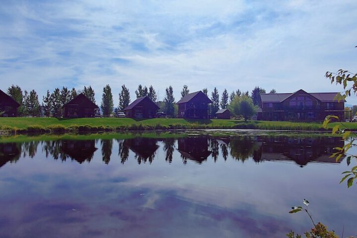 SkyWater Cabins