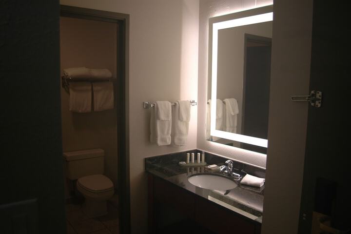 Wingate by Wyndham Valdosta / Moody AFB