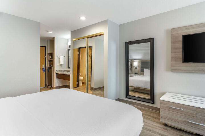 Room 26 of 51