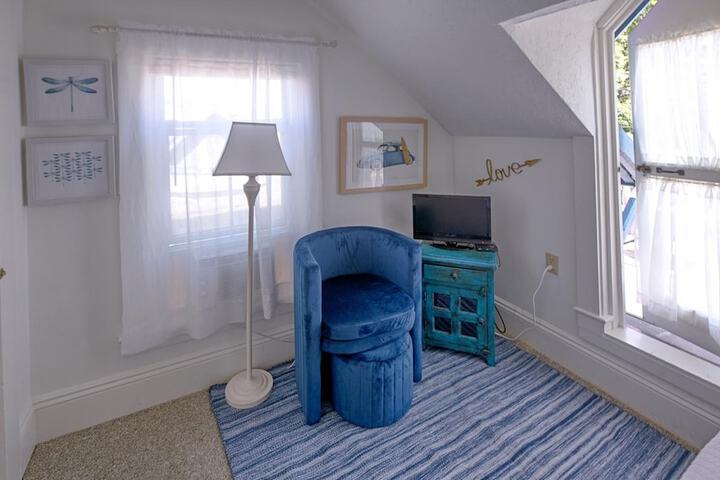 Room 34 of 50
