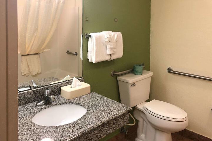 Room 21 of 54