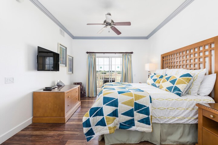 Room 12 of 39
