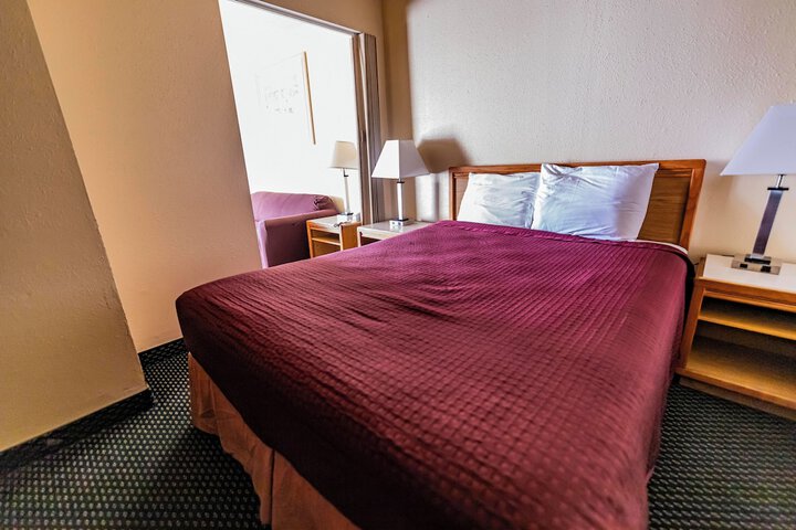Four Winds Motel