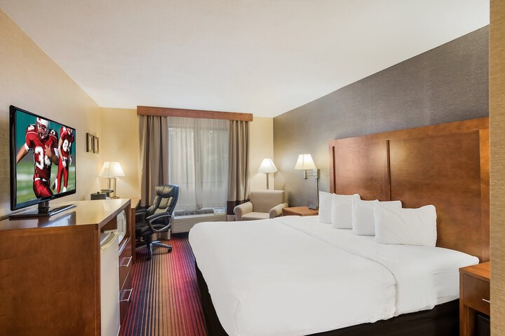Room 28 of 34