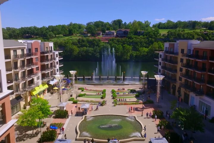Hilton Promenade at Branson Landing