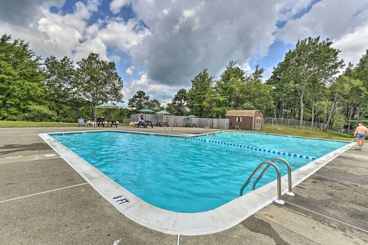 6 Mi to Camelback Slopes! Home w / Game Room