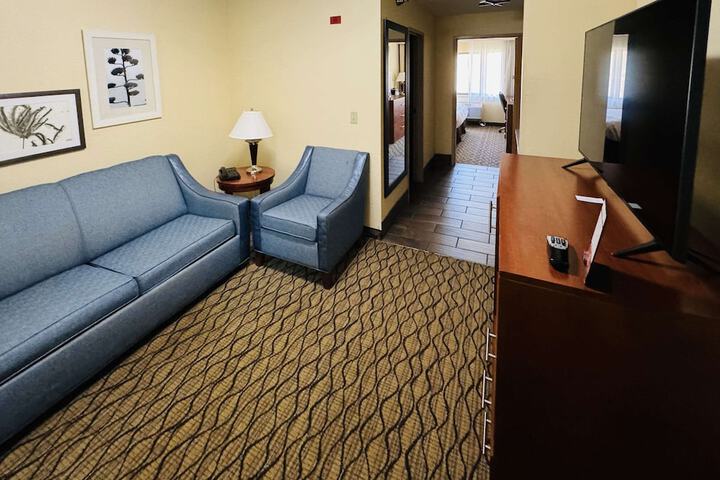 Room 14 of 24