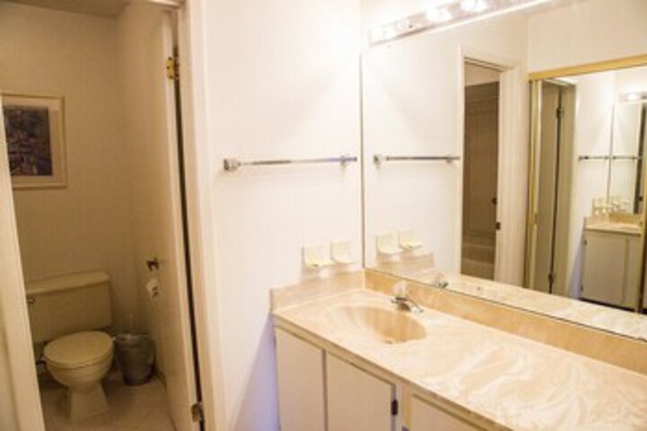 Clubview Country Club Condo