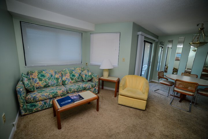 Room 61 of 94