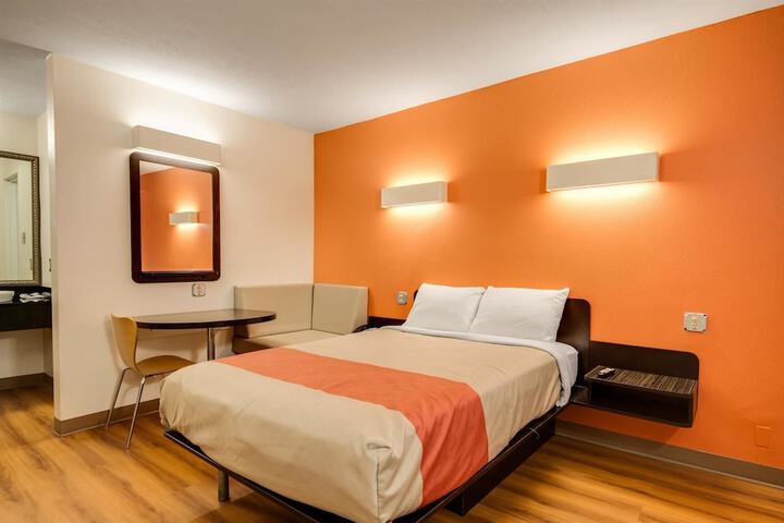 Motel 6 Jennings LA