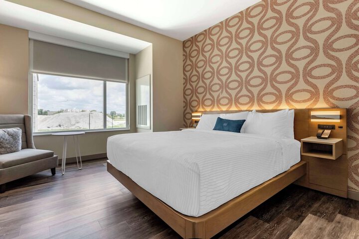 Room 41 of 60